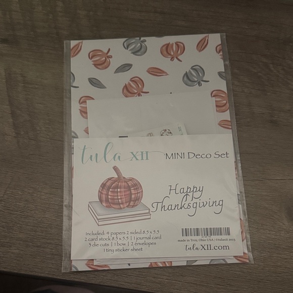 Tula Other - Tula XII Mini Deco Set - Festive Orange and Gray
